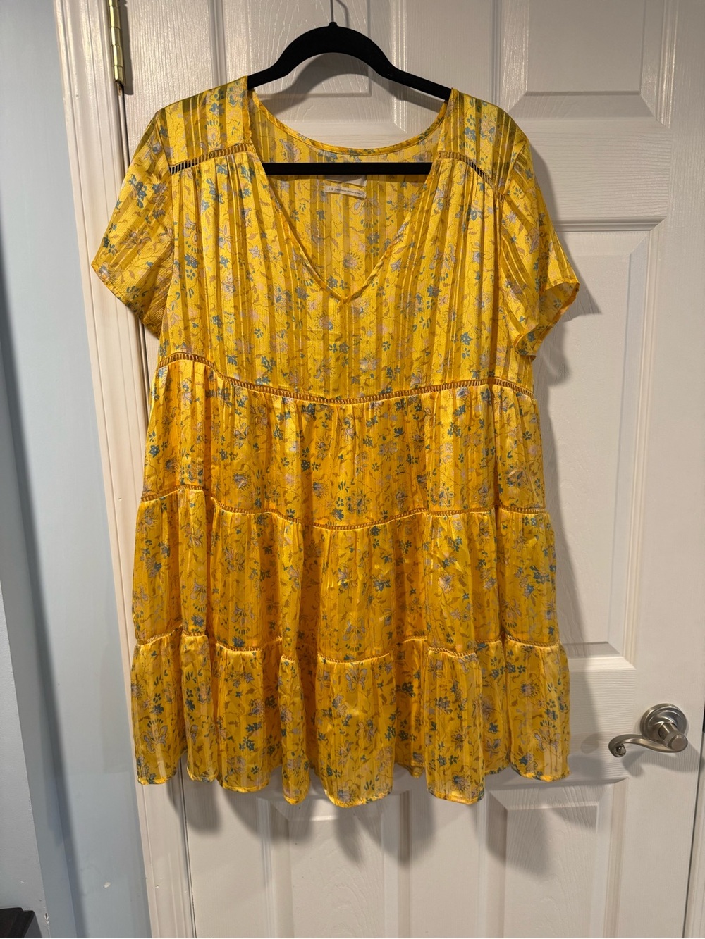 Yellow Floral Tiered V-Neck Women's Dress